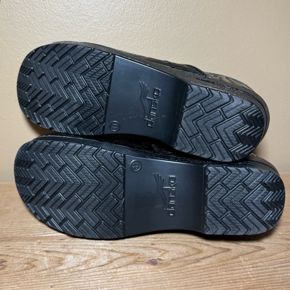 Dansko Professional Clog Pro Black Tooled Leather 41 - Picture 8 of 8